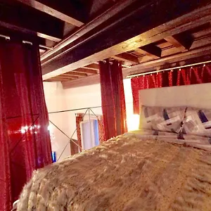  Apartment Florentine Style Italien