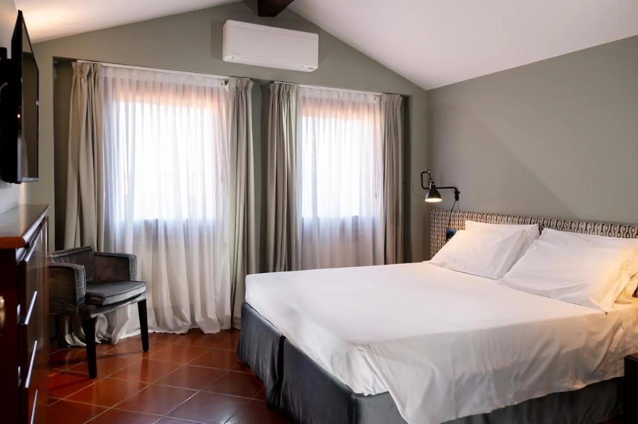 ***  Hotel Tiziano Venice Italy