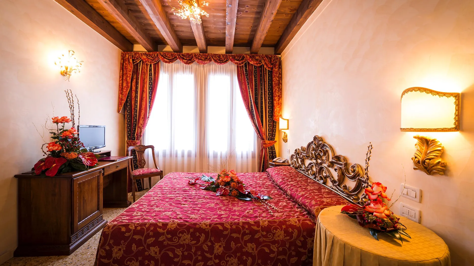 Hotel Tiziano Venice 3*,