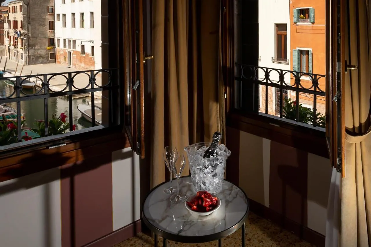 Hotel Tiziano Venice