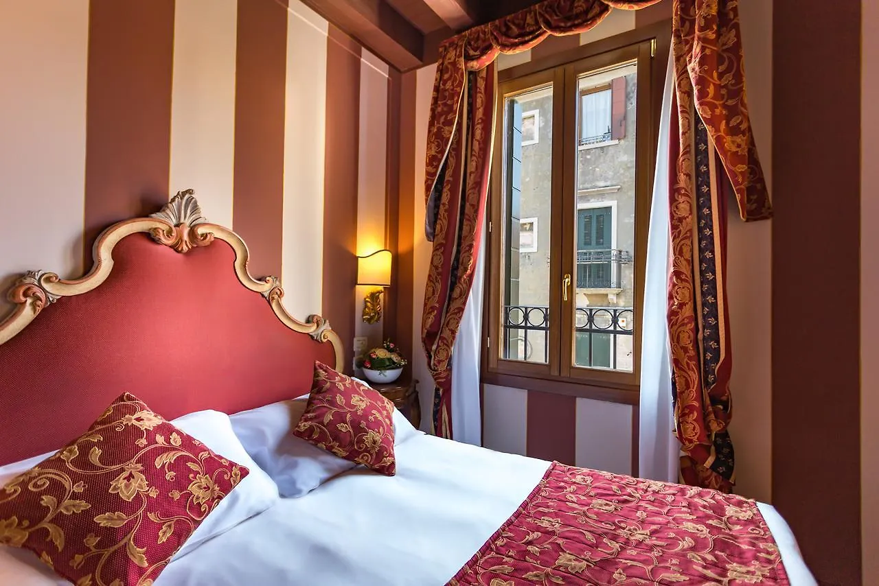 Hotel Tiziano Venice