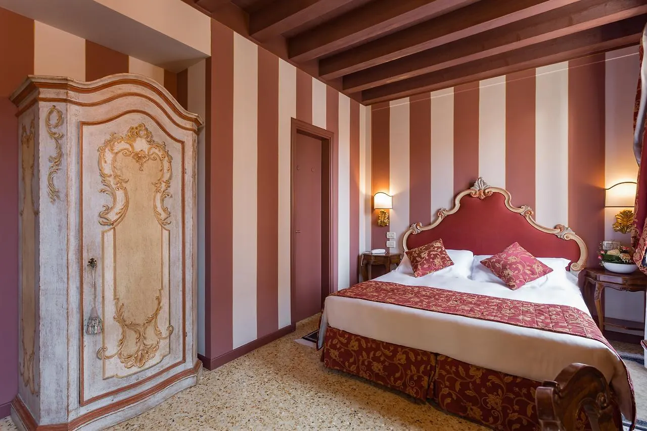 Hotel Tiziano Venice 3*,  Italy